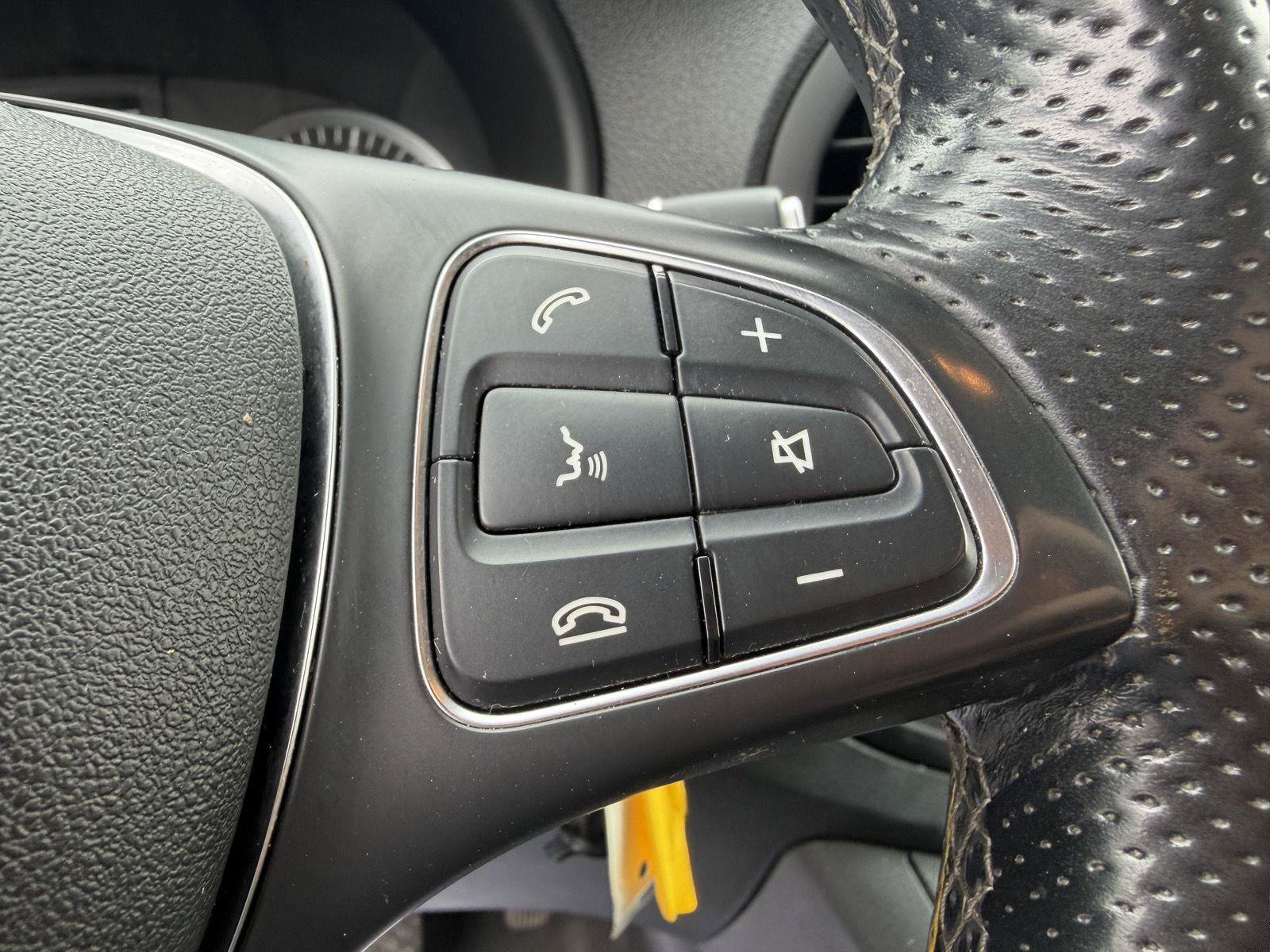 Used 2018 Mercedes-Benz Metris image 11