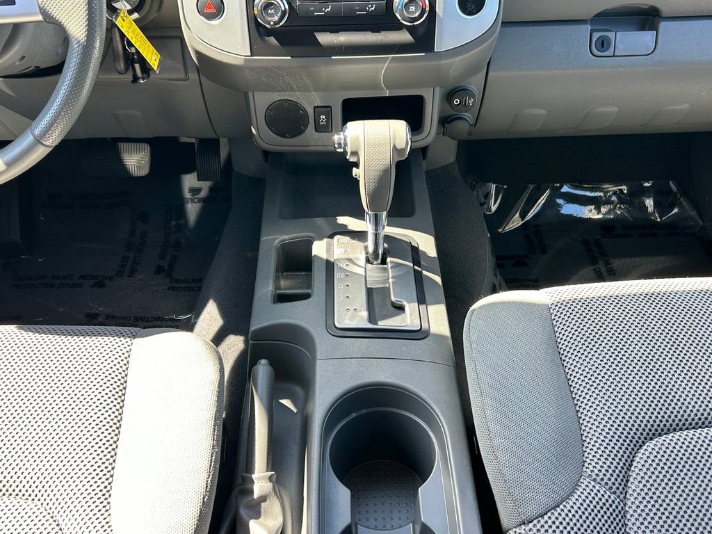 Used 2019 Nissan Frontier SV image 25
