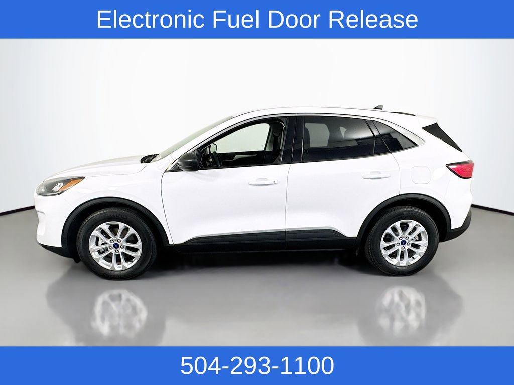 Used 2022 Ford Escape SE image 8