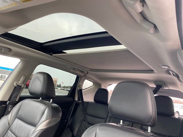 Used 2023 Nissan Murano Platinum AWD/4WD image 15