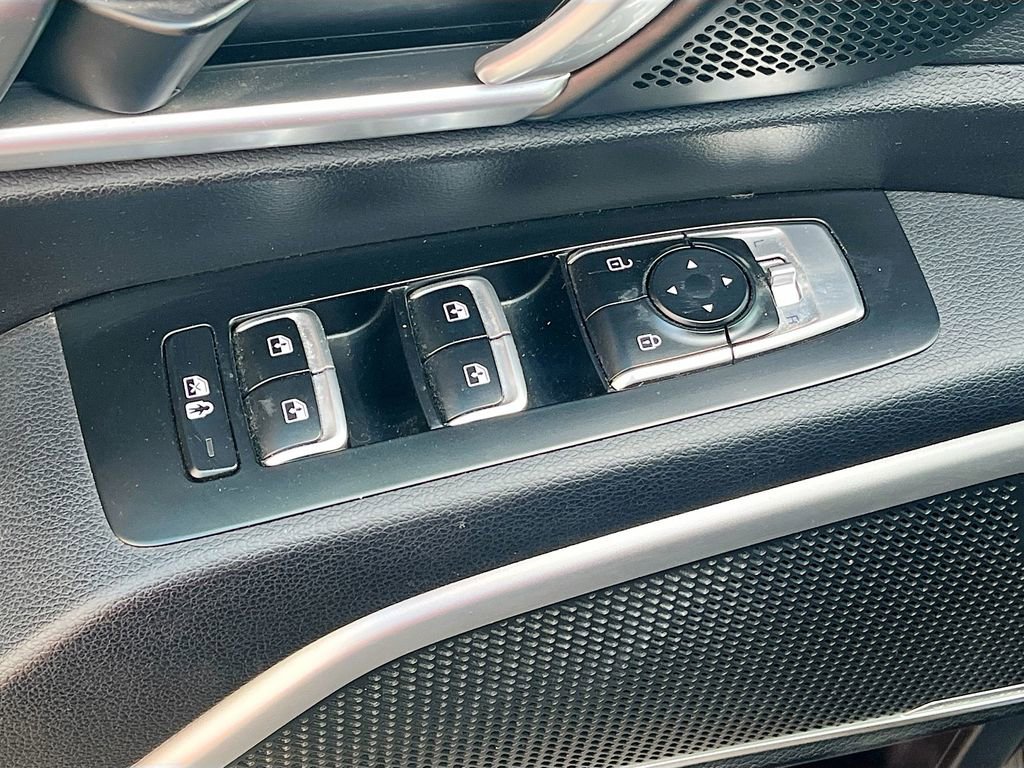 Used 2022 Kia Telluride LX image 18