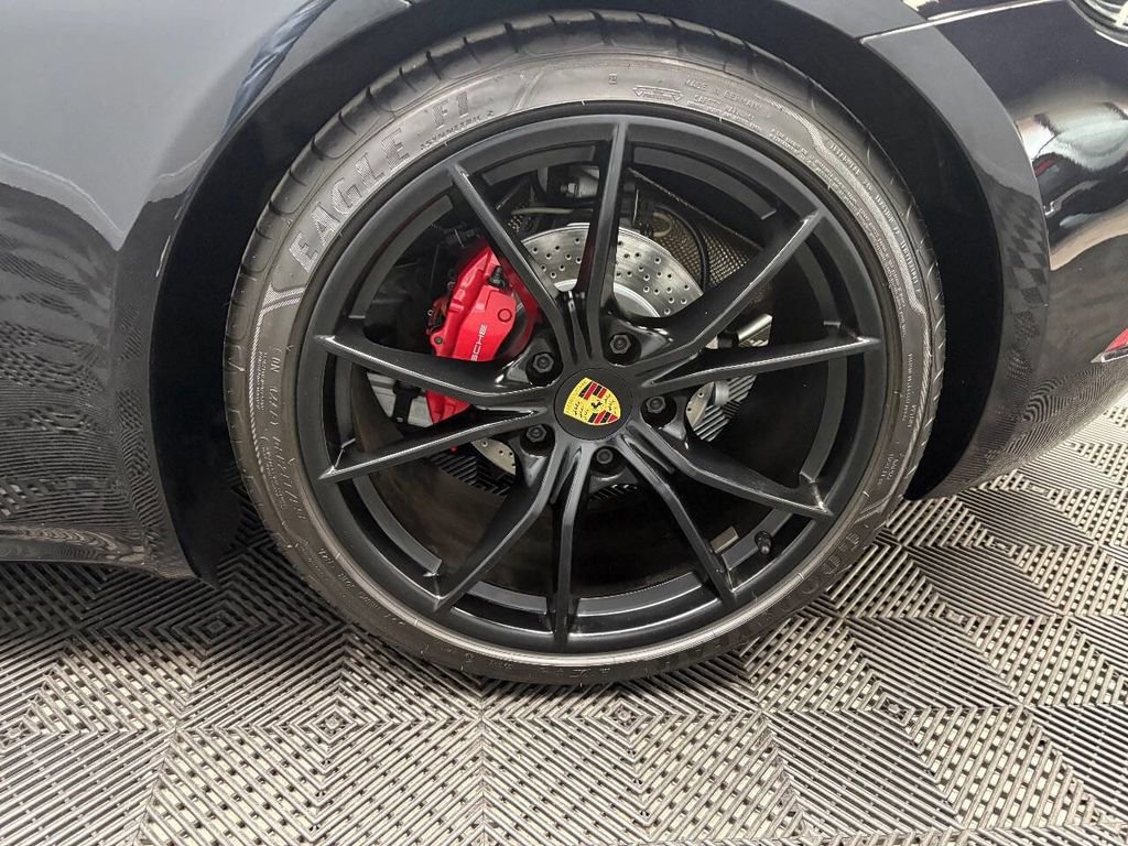 Used 2018 Porsche 718 Cayman GTS image 19