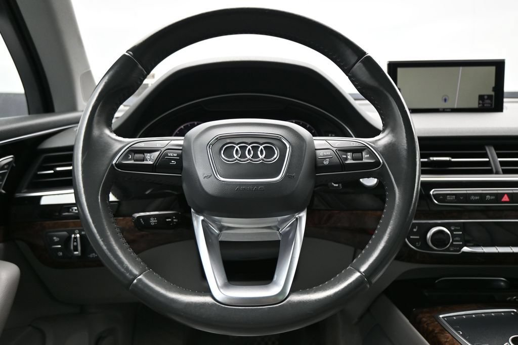 Used 2018 Audi Q7 3.0T Prestige w/ Prestige Package AWD/4WD image 15
