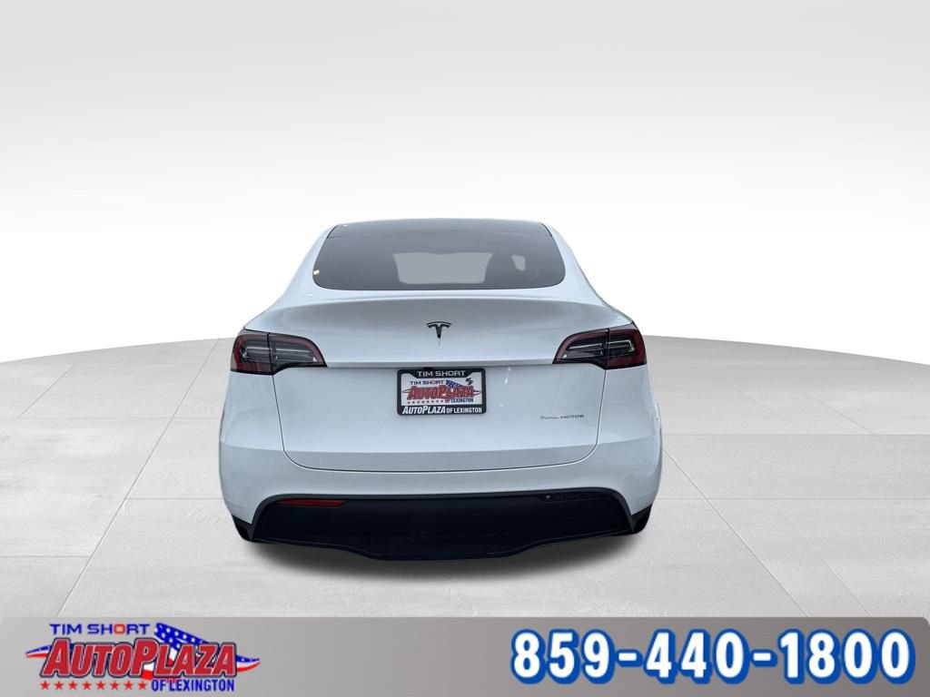 Used 2024 Tesla Model Y Long Range image 10