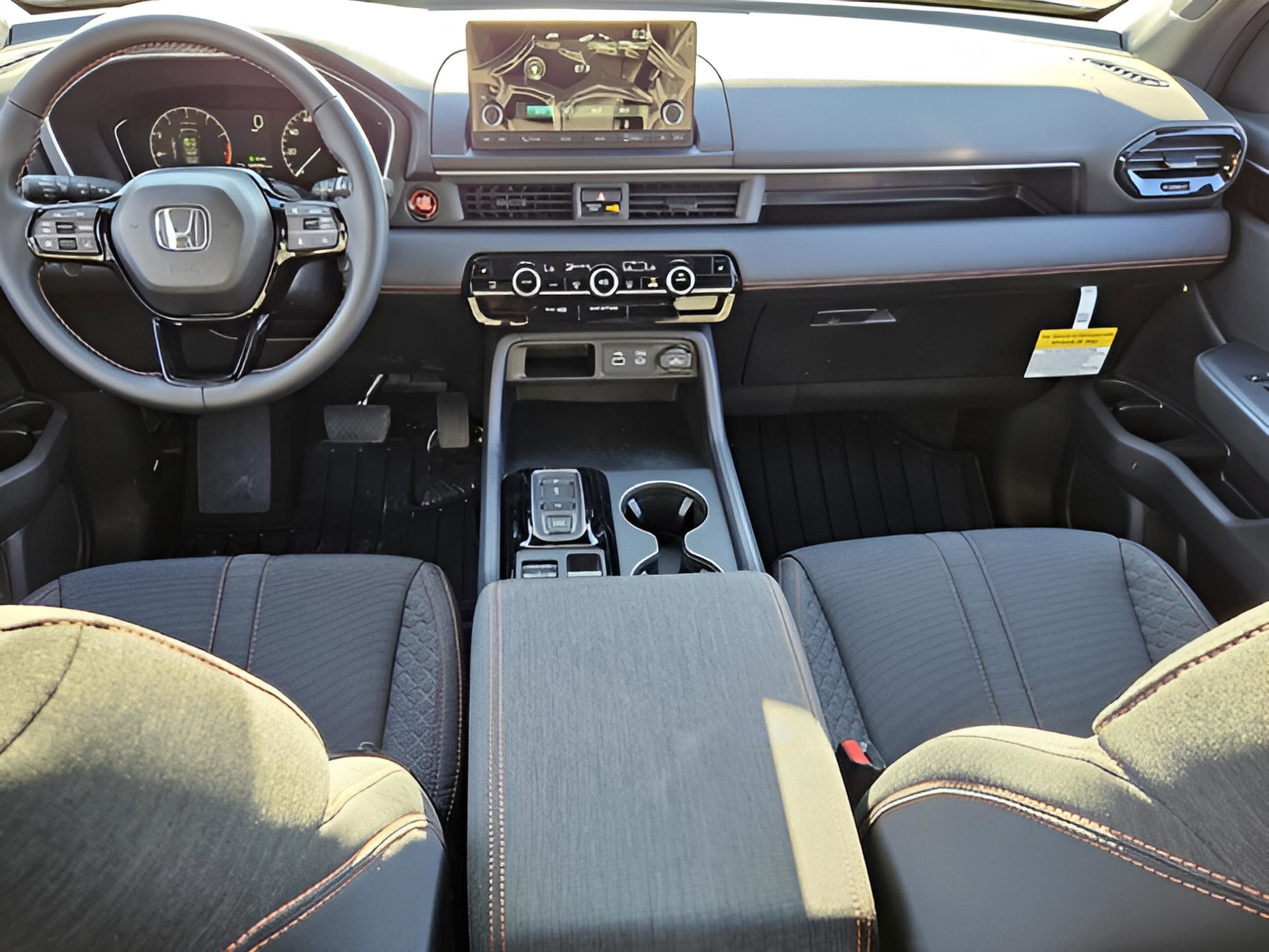 New 2025 Honda Pilot Sport image 13