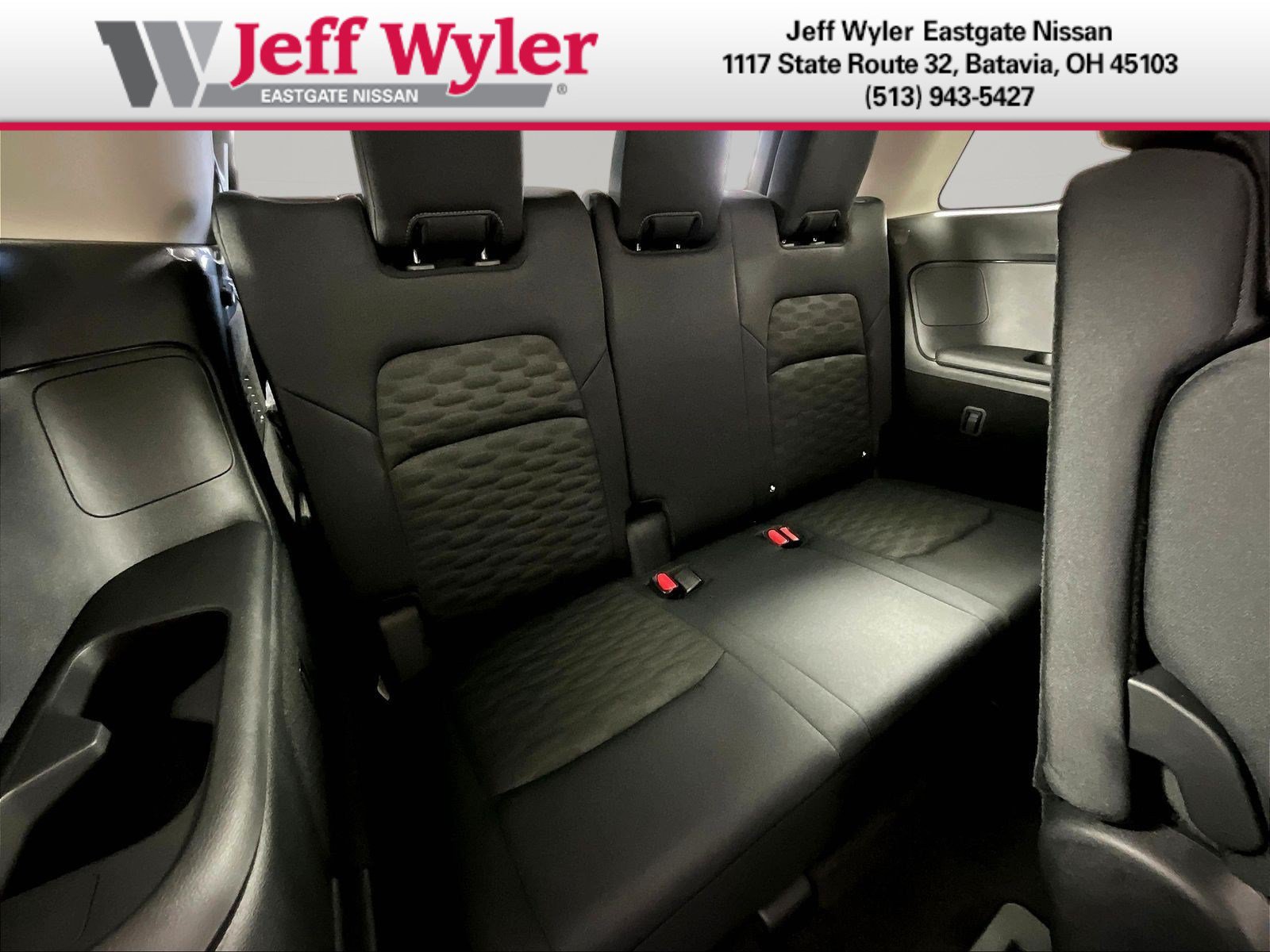 New 2026 Nissan Pathfinder SV w/ Cargo Package AWD/4WD image 20