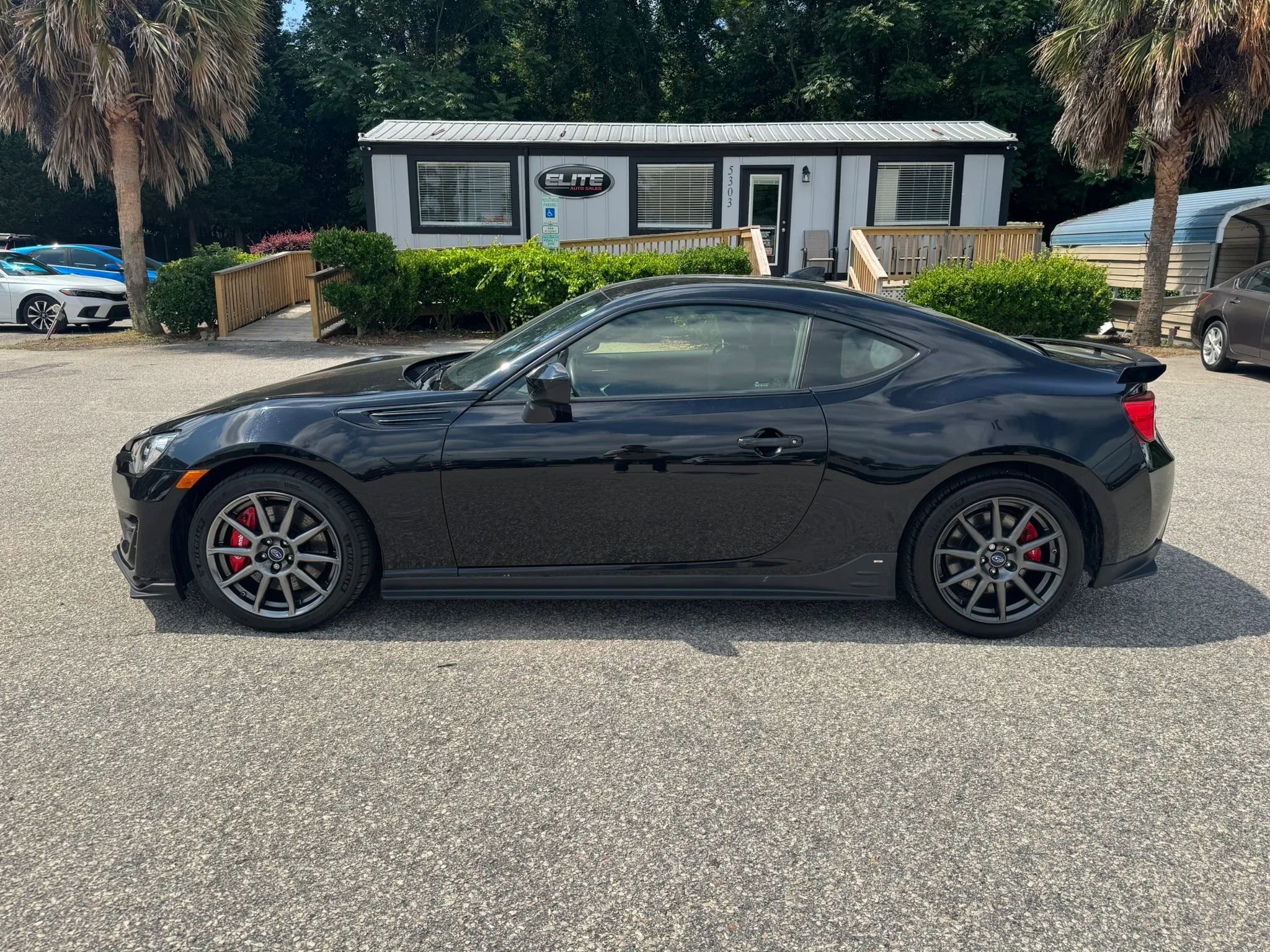 Used 2018 Subaru BRZ Limited w/ Performance Package RWD image 10
