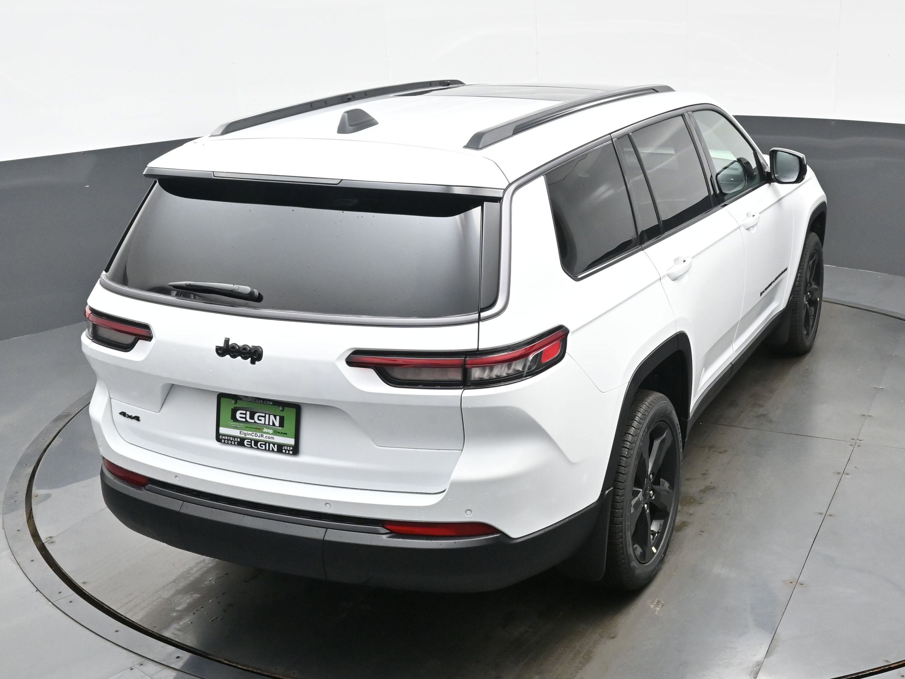 New 2026 Jeep Grand Cherokee L Limited w/ Limited Altitude Package AWD/4WD image 23