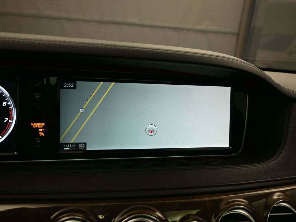 Used 2016 Mercedes-Benz S 550 Sedan image 13