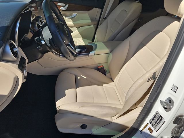 Used 2022 Mercedes-Benz GLC 300 image 13