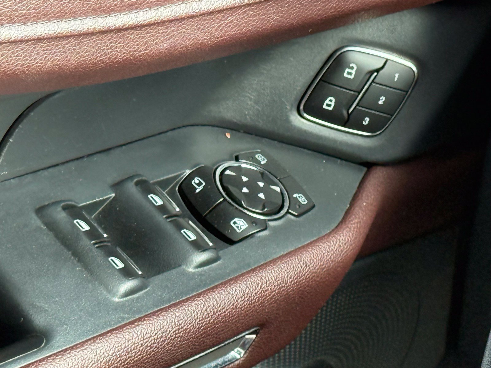 Used 2024 Ford Expedition Max Limited AWD/4WD image 39