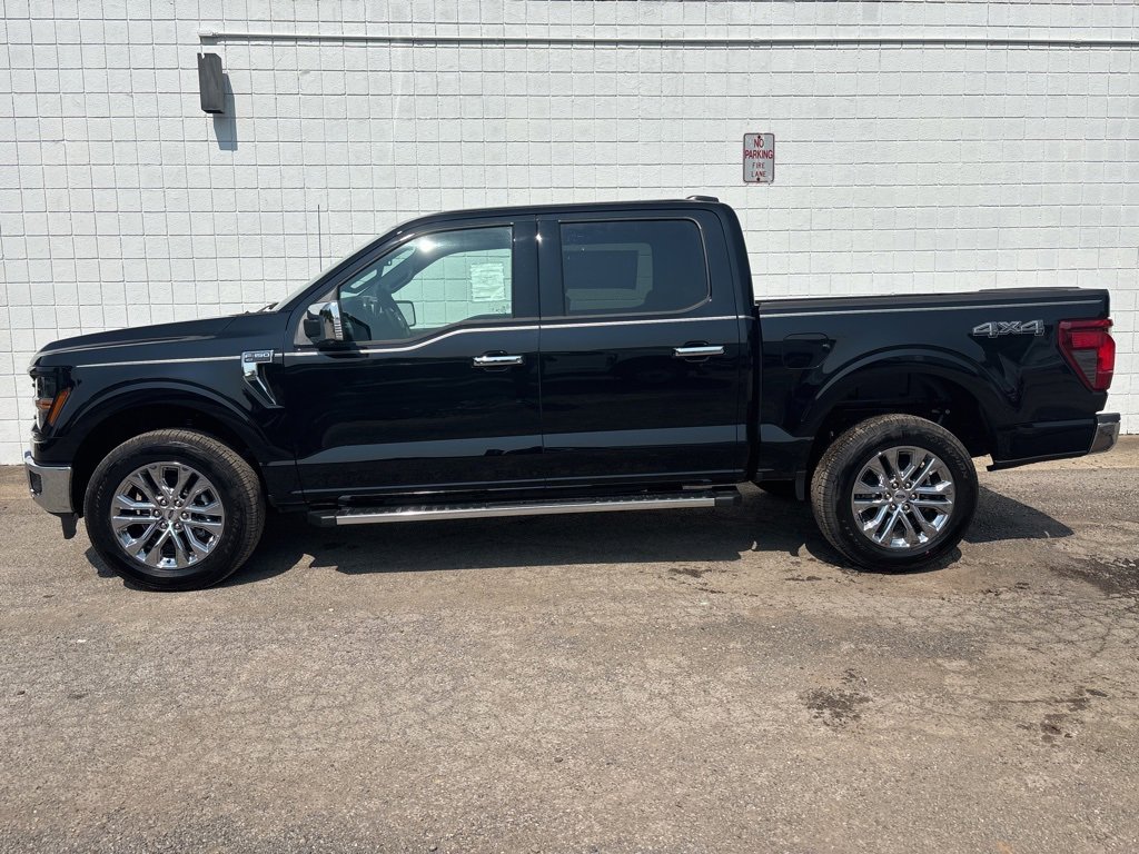 New 2025 Ford F150 XLT w/ Equipment Group 303A High image 8