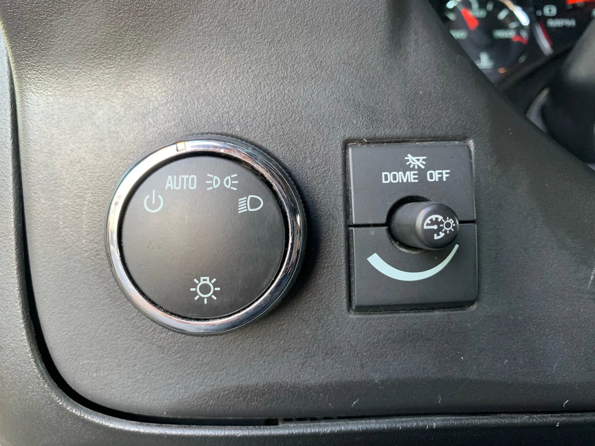 Used 2016 Chevrolet Express 3500 LS w/ Chrome Appearance Package image 19