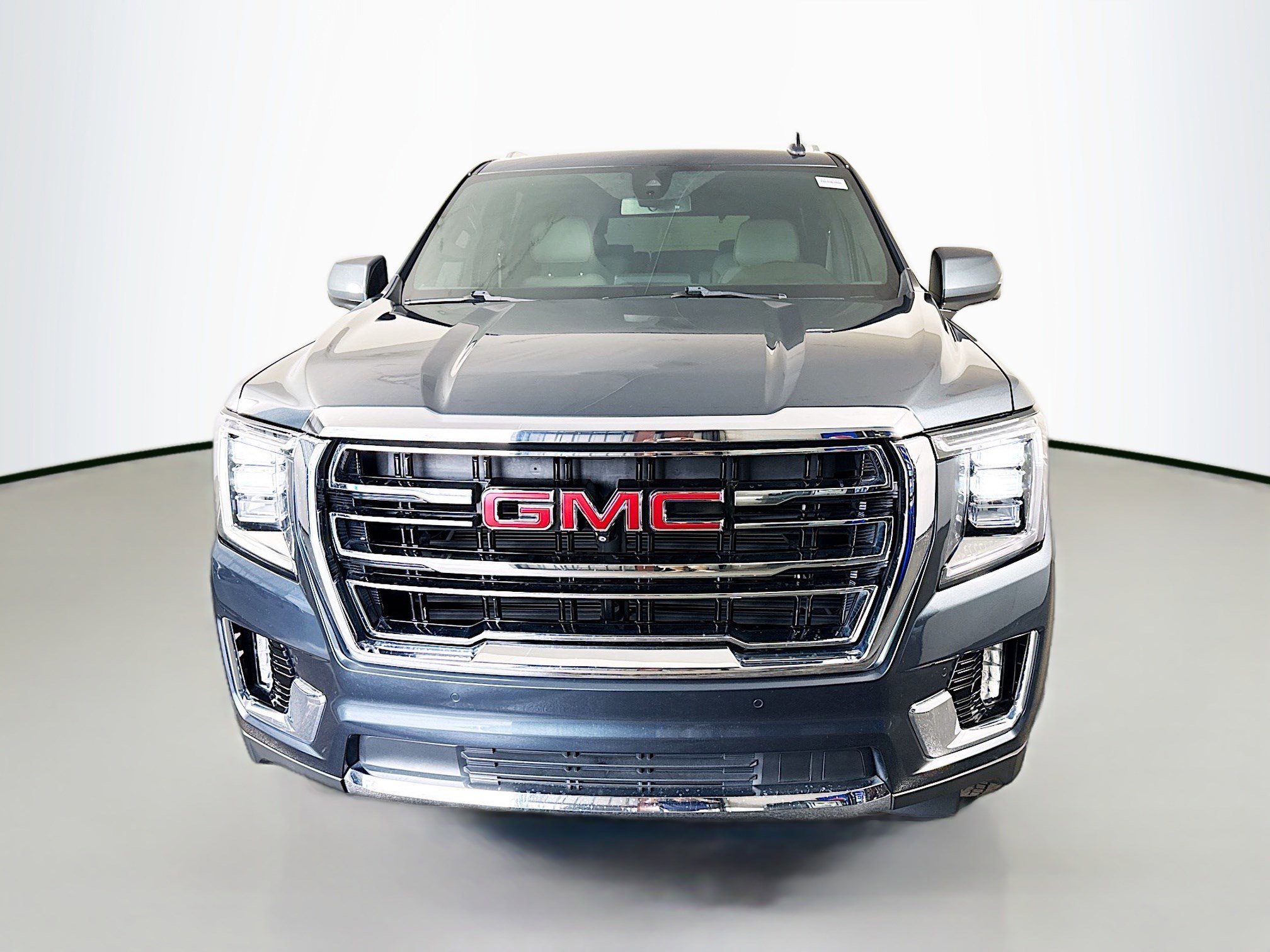 Used 2021 GMC Yukon SLT w/ SLT Luxury Package image 2