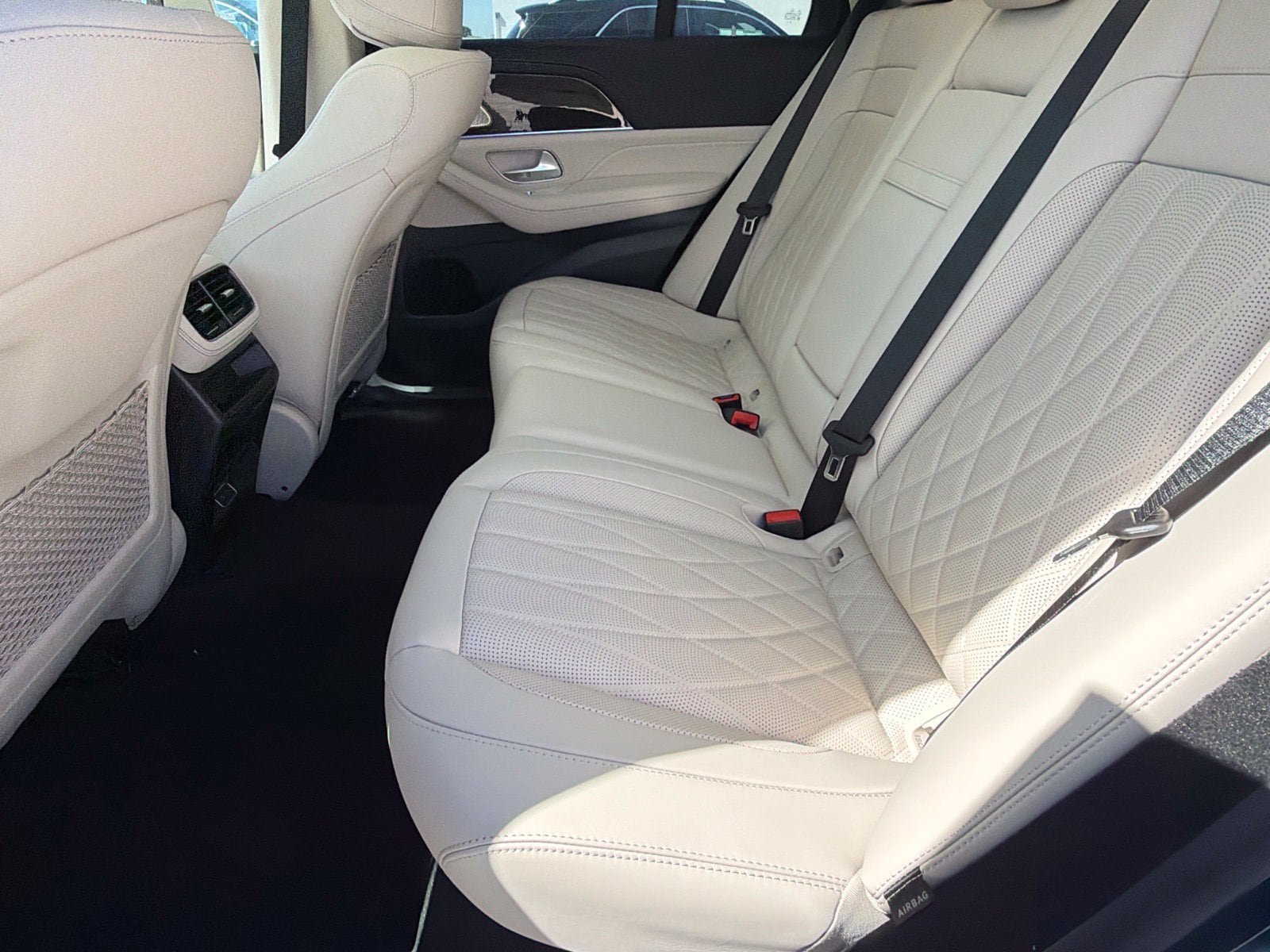 New 2026 Mercedes-Benz GLE 53 AMG 4MATIC image 28
