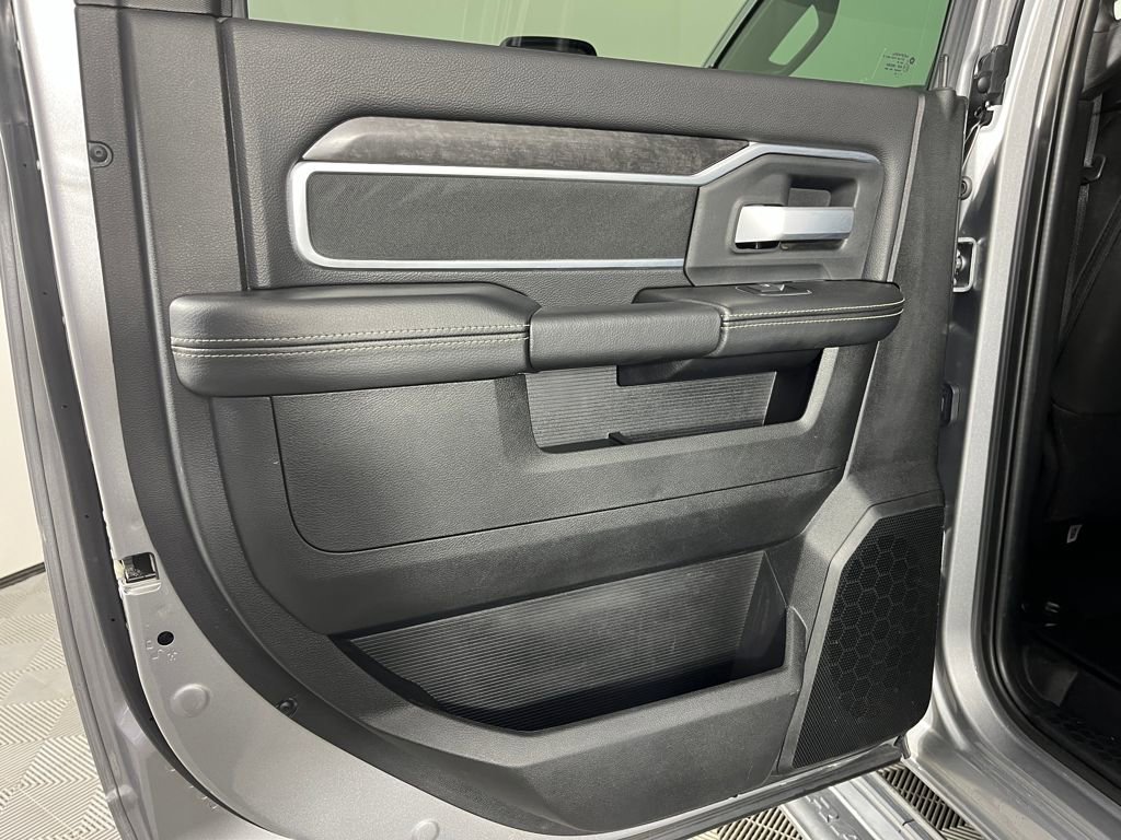 Used 2024 RAM 2500 Big Horn image 12