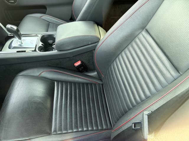 Used 2021 Land Rover Discovery Sport SE R-Dynamic image 5