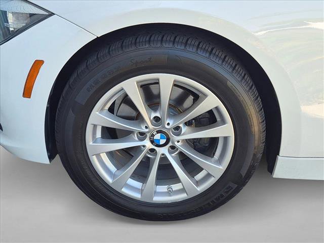 Used 2016 BMW 320i Sedan image 20