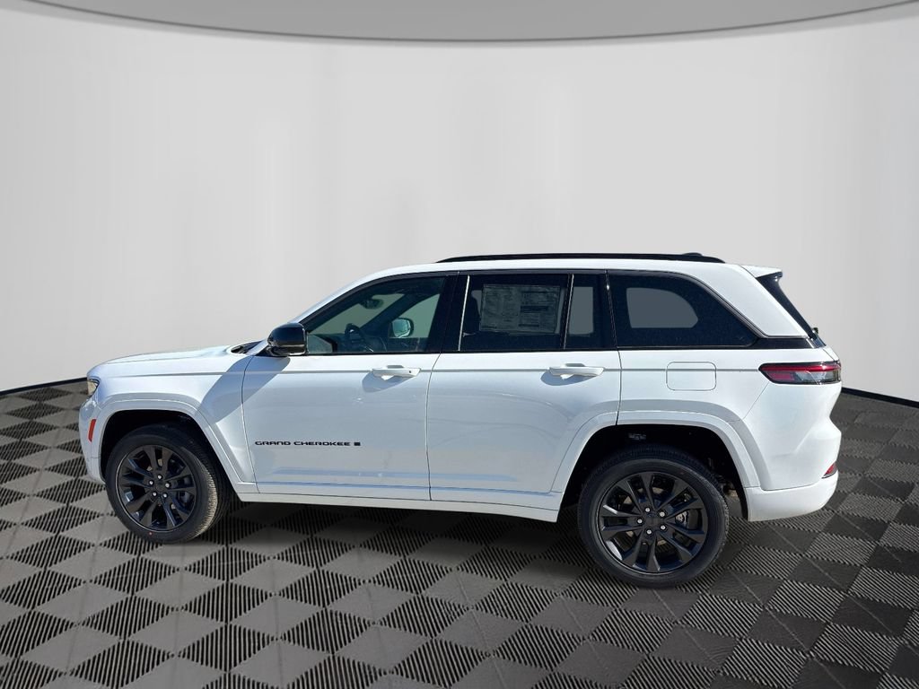 New 2026 Jeep Grand Cherokee Limited AWD/4WD image 2