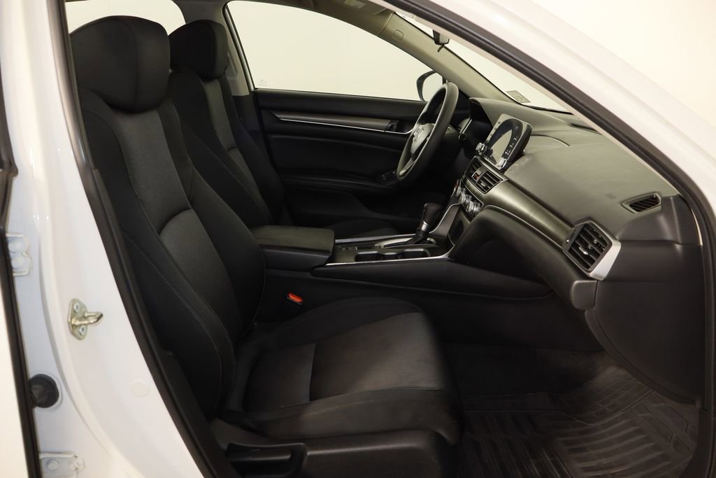 Used 2018 Honda Accord LX image 18