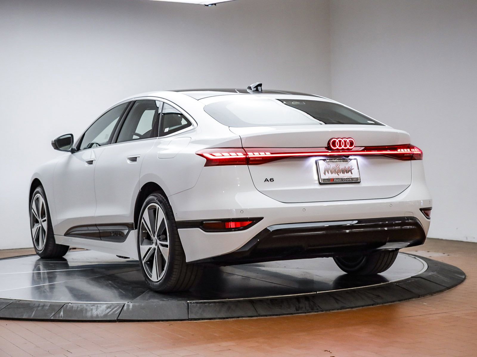 New 2025 Audi A6 e-tron Premium Plus RWD image 9