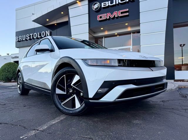 Used 2025 Hyundai Ioniq 5 SEL image 2