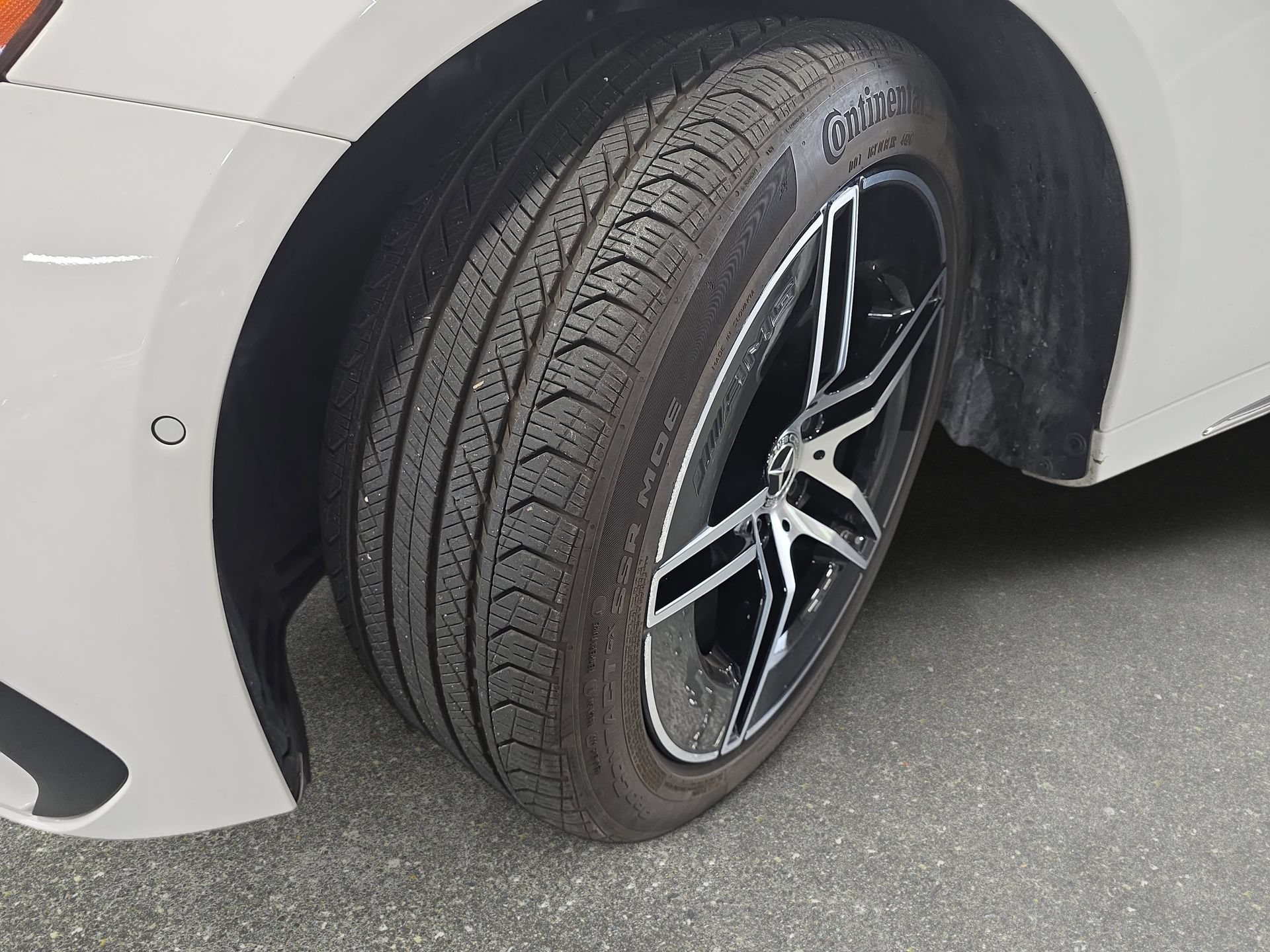 Used 2025 Mercedes-Benz E 350 4MATIC Sedan image 30