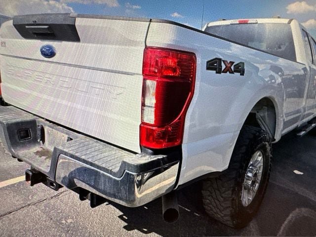 Used 2022 Ford F250 XLT w/ Camper Package AWD/4WD image 5