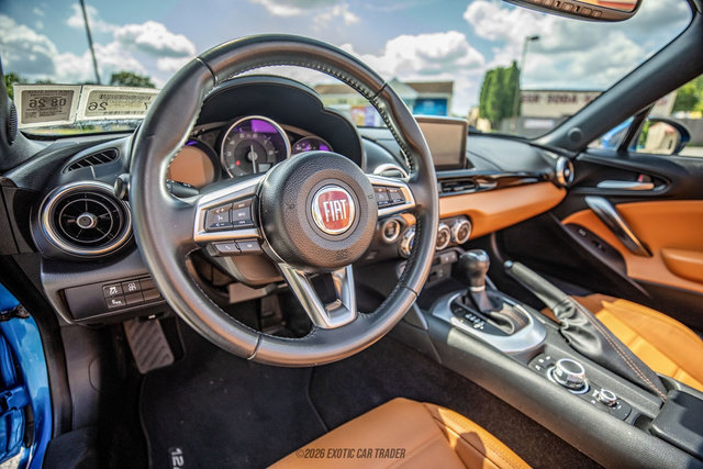 Used 2017 FIAT 124 Spider Lusso RWD image 35