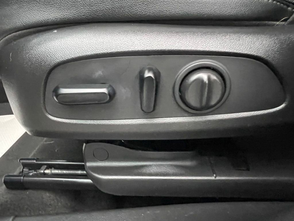 Used 2021 Chevrolet TrailBlazer ACTIV w/ Technology Package image 21