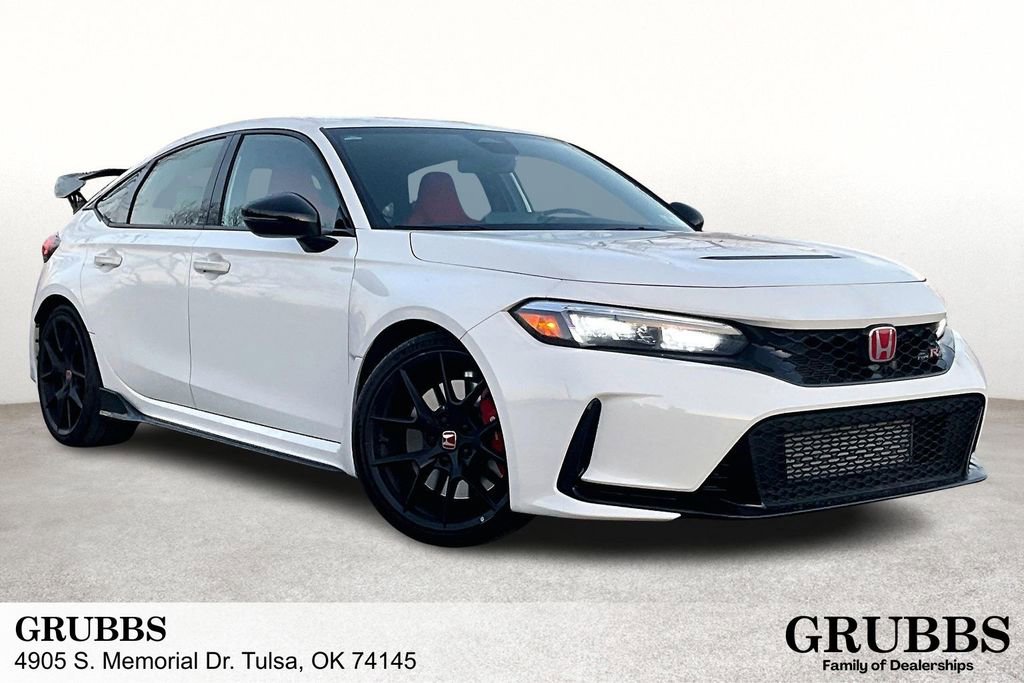 Used 2024 Honda Civic Type R image 1