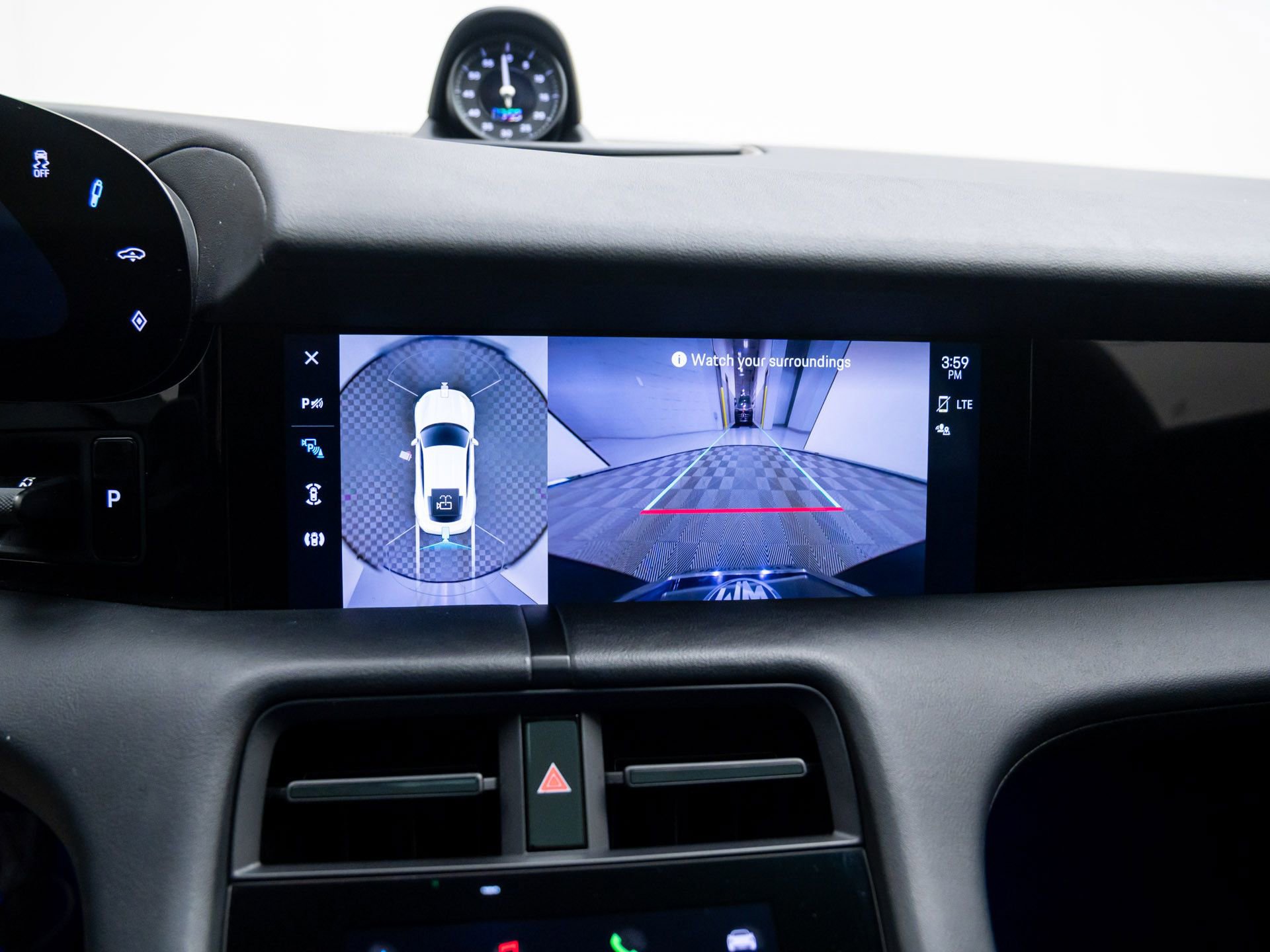 Used 2021 Porsche Taycan 4S image 29