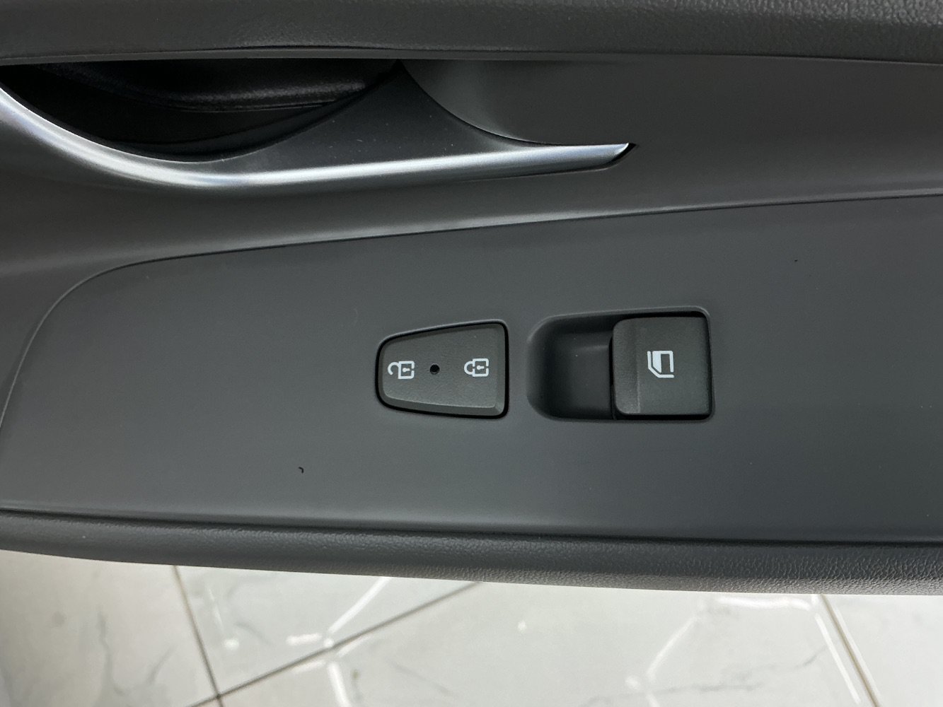 Used 2024 Hyundai Elantra Blue FWD image 40