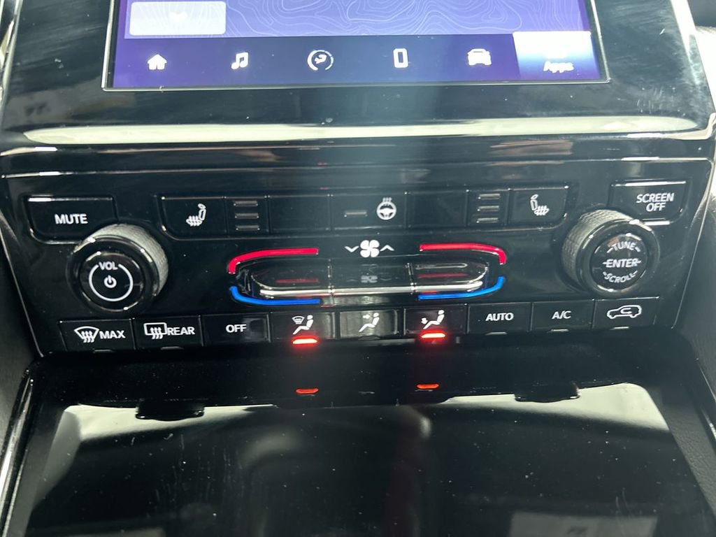 Certified 2023 Jeep Grand Cherokee Altitude image 16