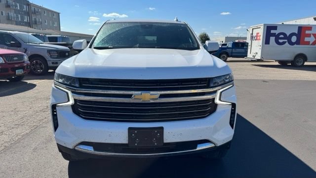 Used 2023 Chevrolet Suburban LT w/ Max Trailering Package AWD/4WD image 2