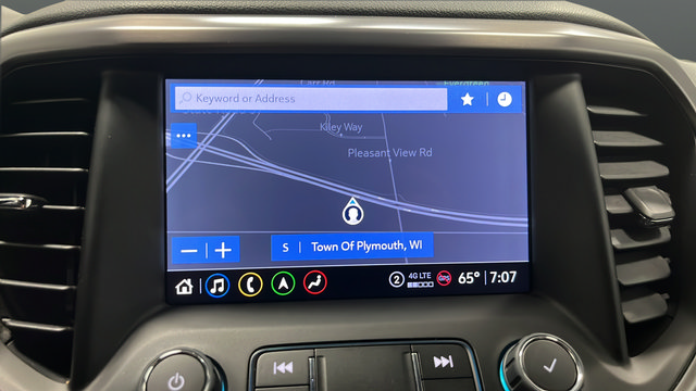 Used 2022 GMC Acadia AT4 w/ Technology Package AWD/4WD image 16