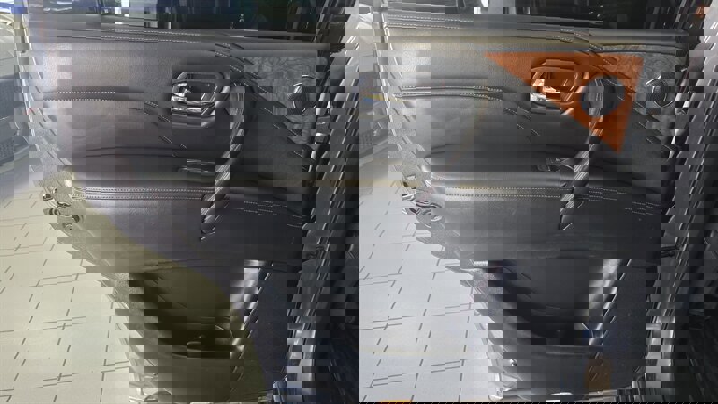 Used 2018 INFINITI QX80 4WD w/ Driver Assistance Package image 24