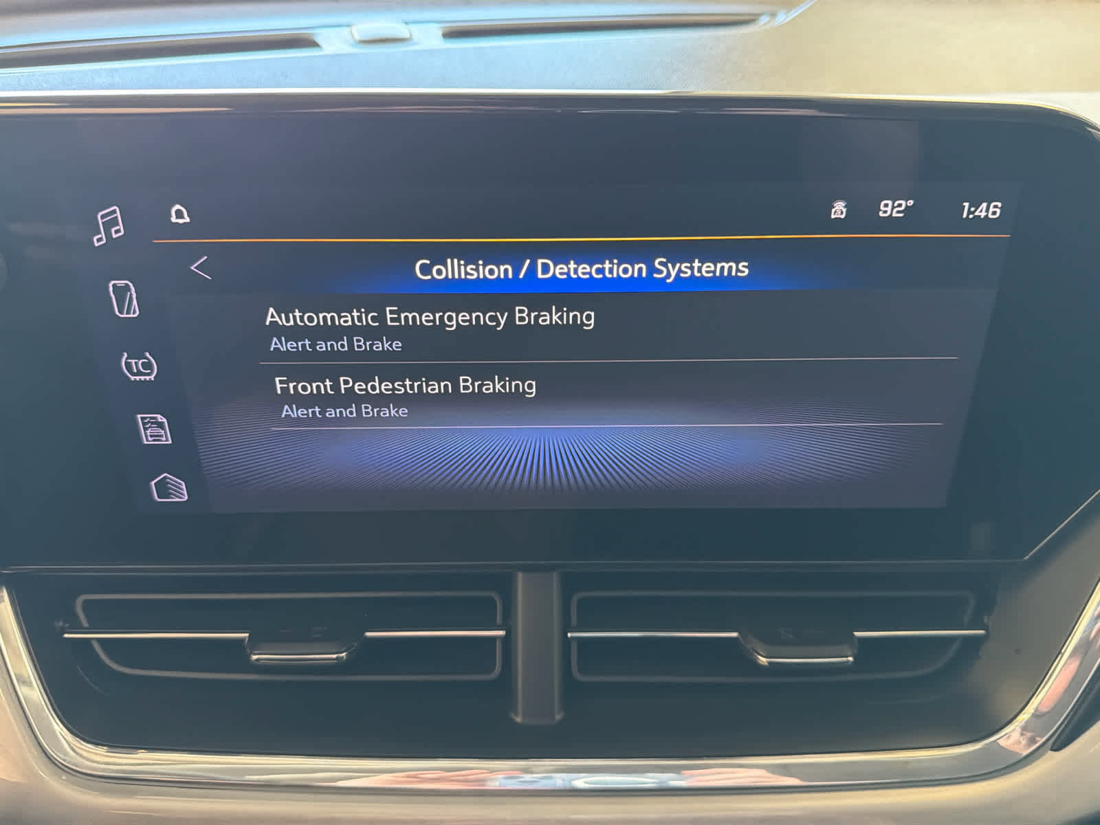 Used 2024 Chevrolet Trax LT image 44