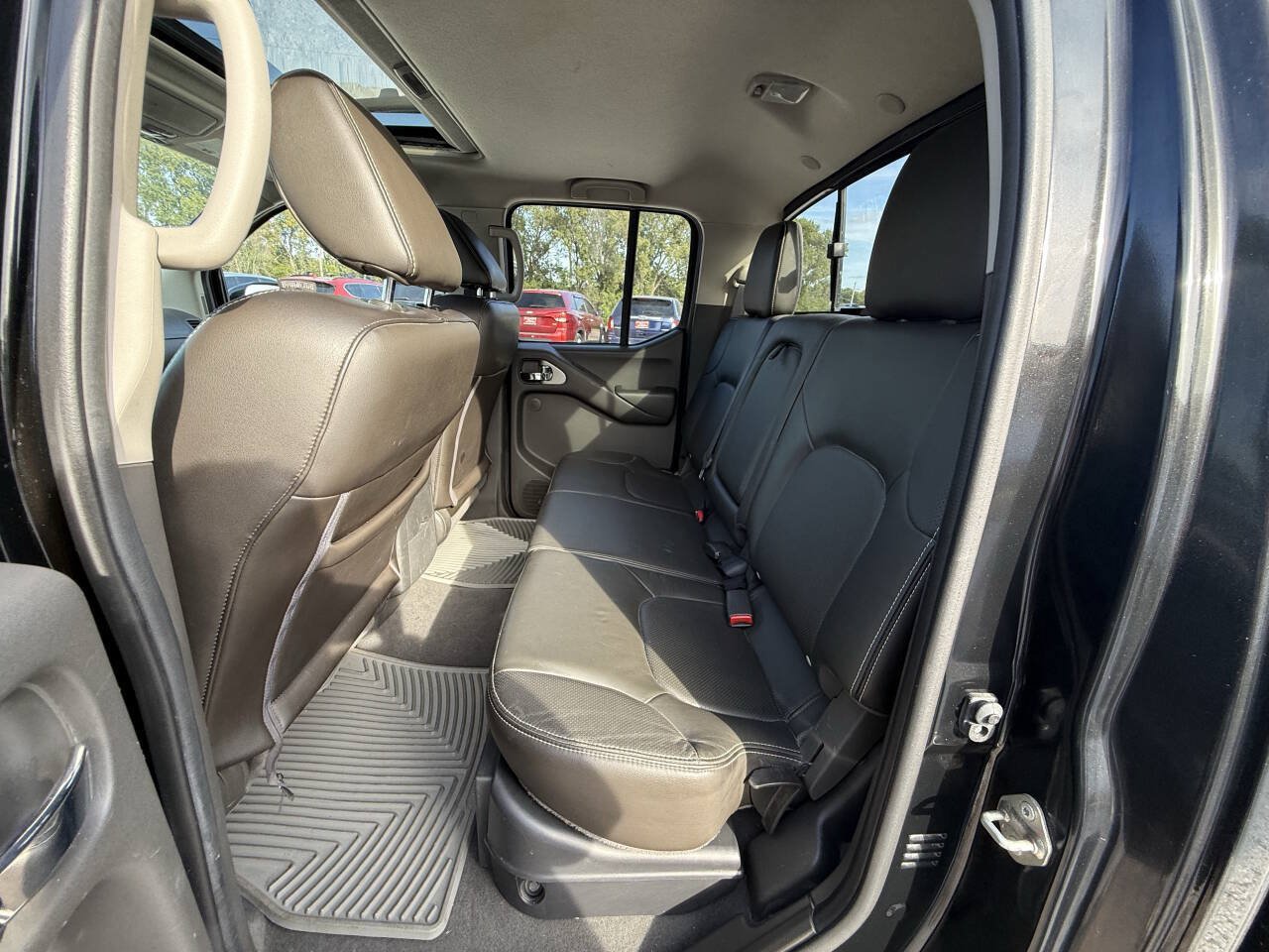 Used 2019 Nissan Frontier PRO-4X w/ Pro-4x Luxury Package AWD/4WD image 18