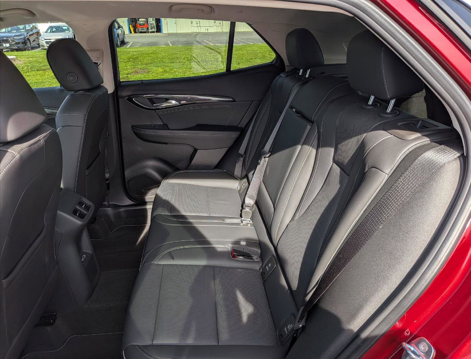 Used 2023 Buick Envision Essence FWD image 20