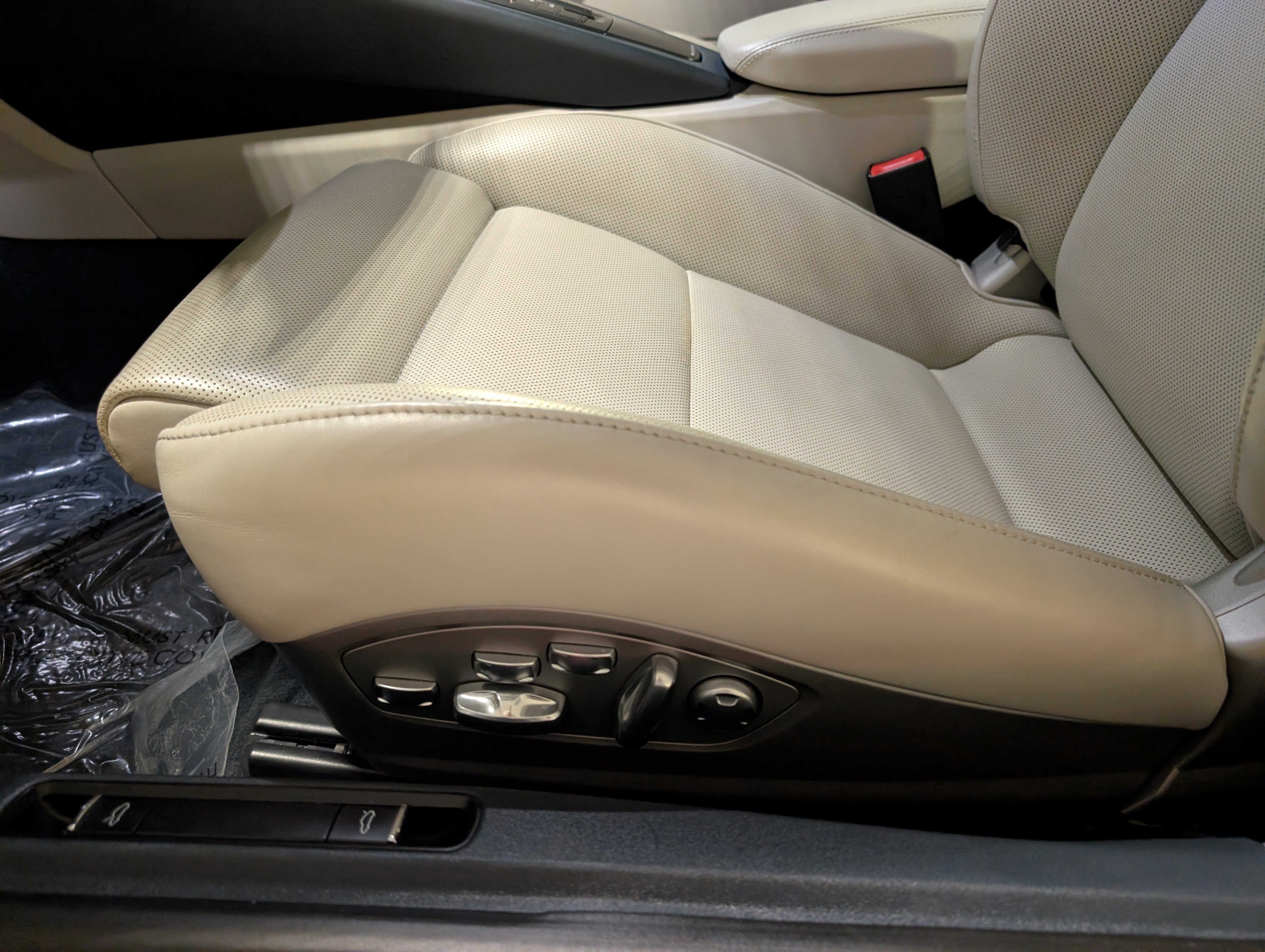 Certified 2017 Porsche 911 Turbo S image 17