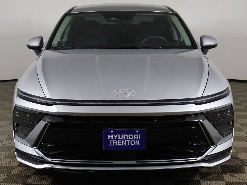 Used 2025 Hyundai Sonata SE image 9