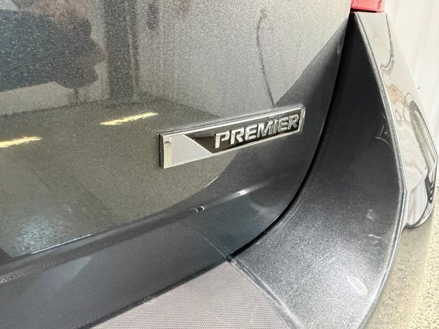 Used 2017 Chevrolet Equinox Premier w/ Enhanced Convenience Package AWD/4WD image 30