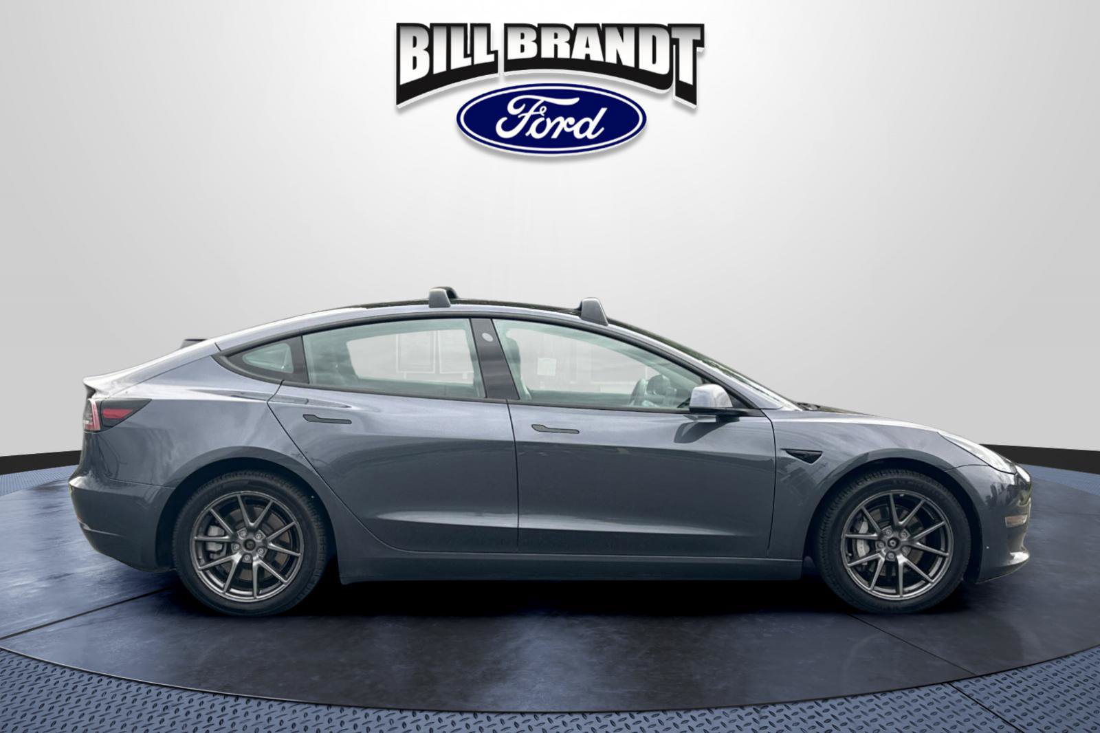 Used 2022 Tesla Model 3 Long Range AWD/4WD image 2