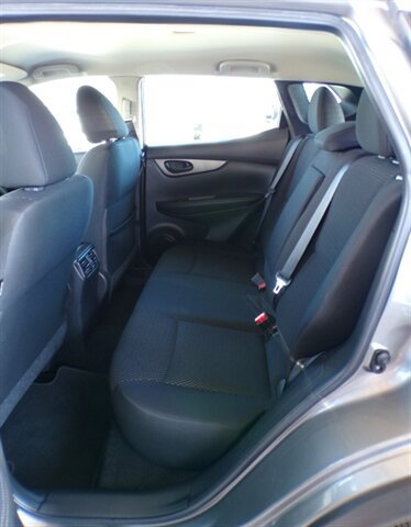 Used 2017 Nissan Rogue Sport S w/ S Appearance Package FWD image 20
