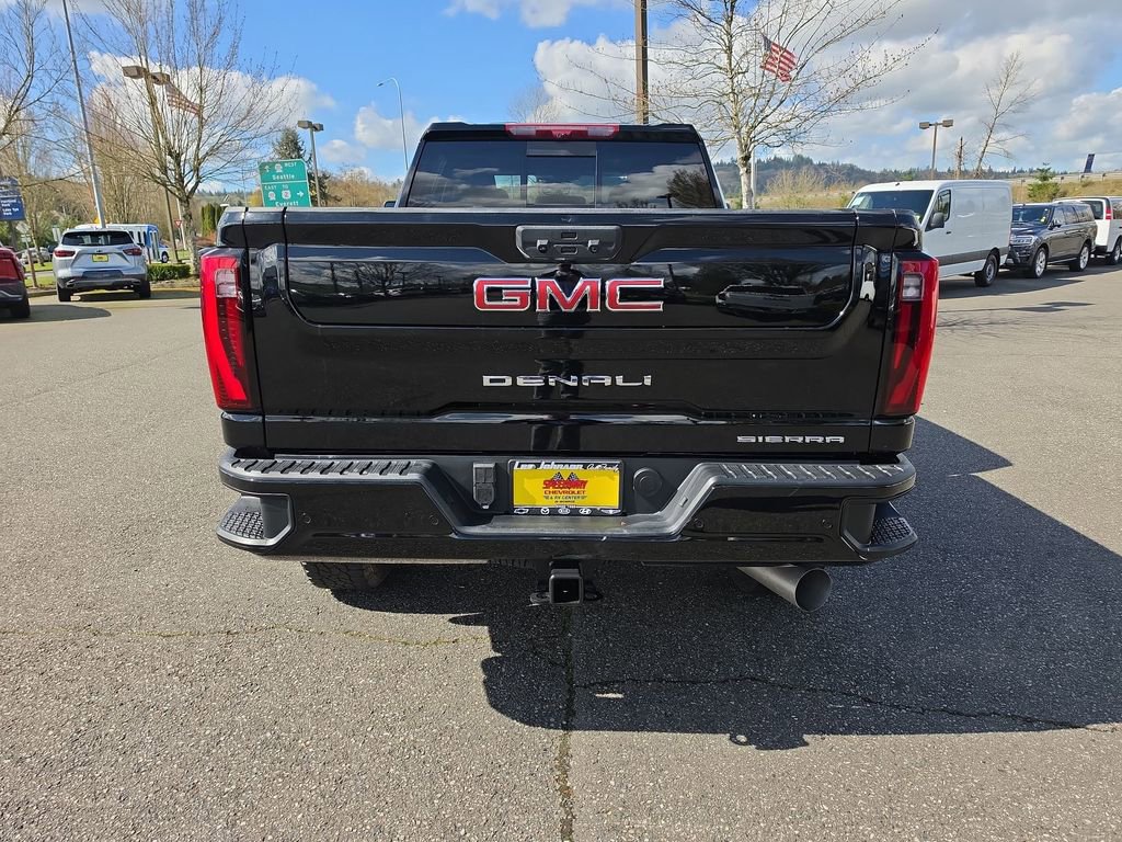 Certified 2025 GMC Sierra 3500 Denali w/ Denali Reserve Package image 5
