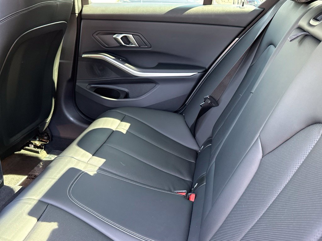 Certified 2024 BMW 330i Sedan w/ Convenience Package RWD image 30