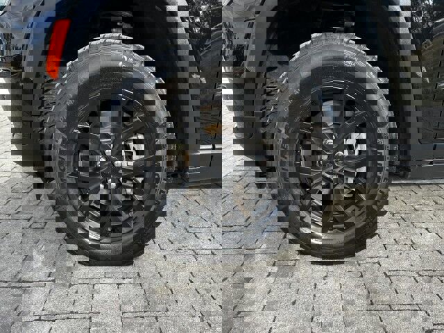 Used 2024 Jeep Grand Cherokee L Altitude image 37