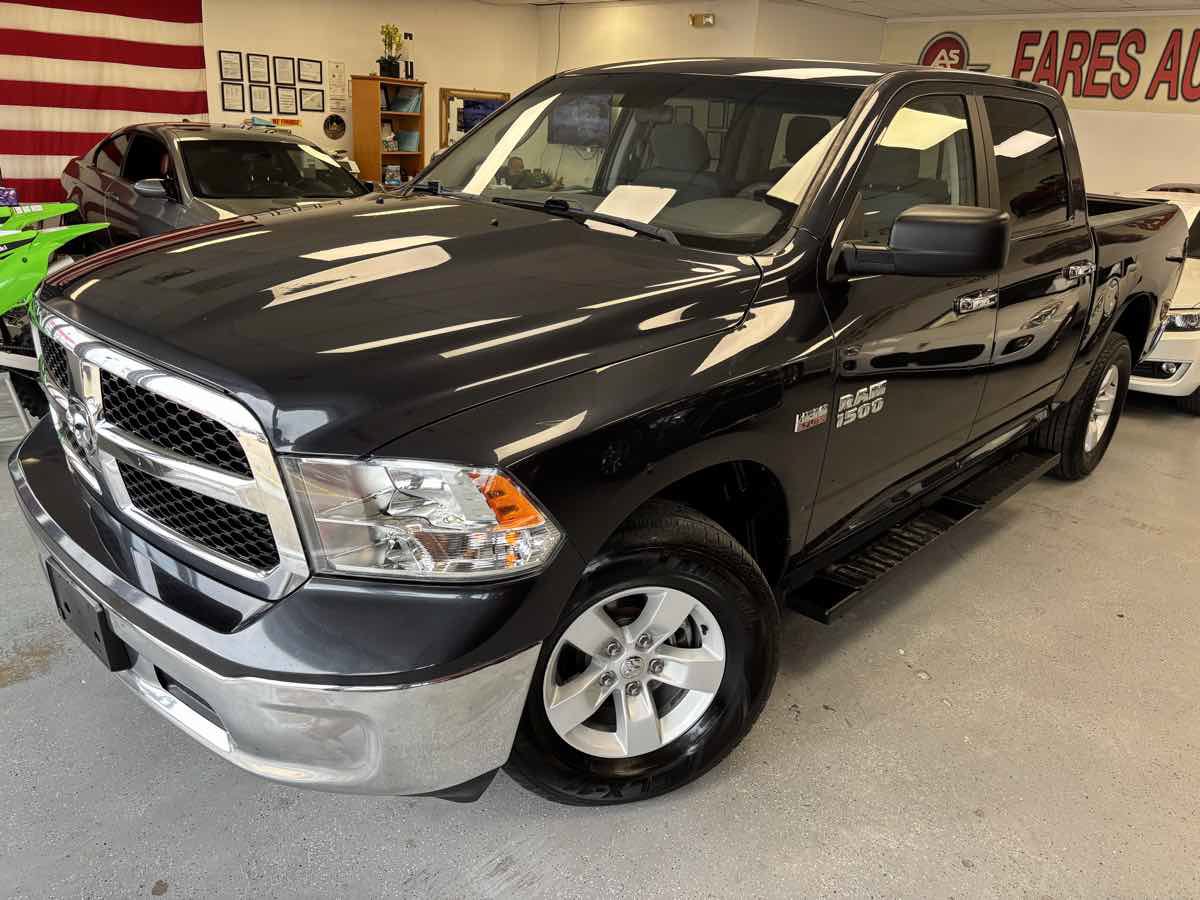 Used 2018 RAM 1500 Classic SLT AWD/4WD image 6