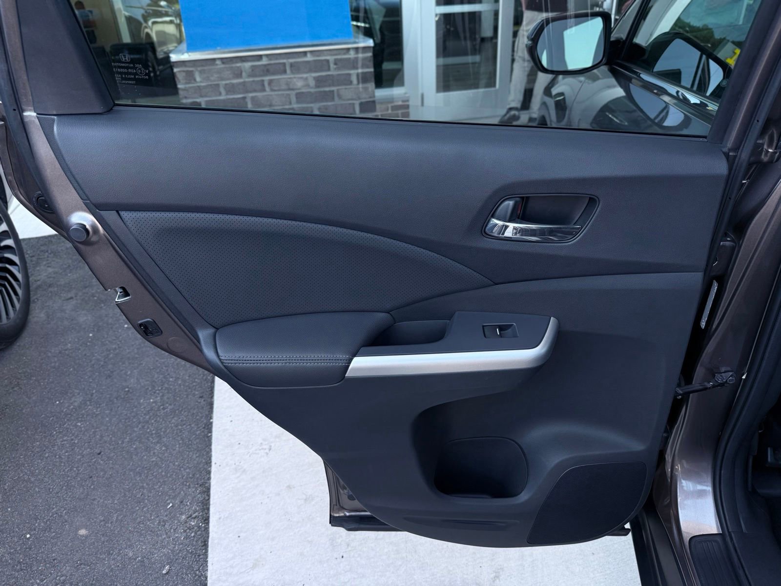 Used 2015 Honda CR-V Touring image 20